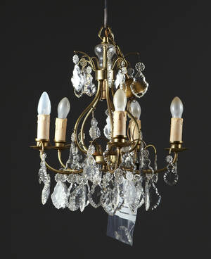 Ljuskrona i rokokostil