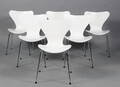 Arne Jacobsen. Seks Syverstole model 3107, ny højde 46,5 cm 6