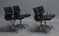 Charles Eames. Soft Pad armstole, Model EA-208 i sort læder 4
