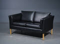 2-pers. sofa med sort læder