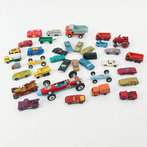 LEKSAKSBILAR, bl.a Lesney