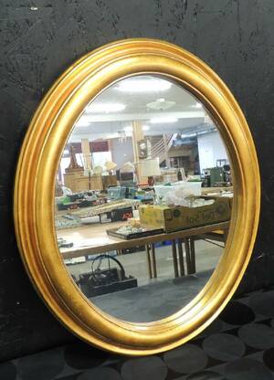 Spegel Höjd 62cm Bredd 51cm