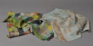 Kenzo, 2 vævede sjaler 2