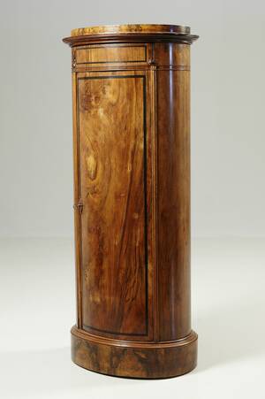 Kolonnskåp i maghogny 1800-tal