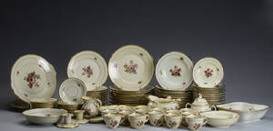 KPM. Rosenborg stel af porcelæn 98