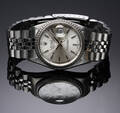 Rolex Datejust. Herreur i stål med sølvfarvet skive med dato, ca. 2005 Denne vare er sat til omsalg under nyt varenummer 4706389
