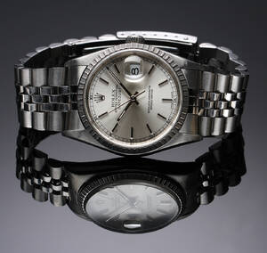 Rolex Datejust. Herreur i stål med sølvfarvet skive med dato, ca. 2005 Denne vare er sat til omsalg under nyt varenummer 4706389
