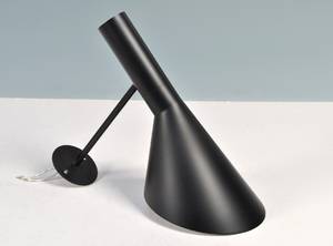 Arne Jacobsen 1902- 1971. AJ-væglampe