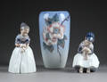 Royal Copenhagen. To figurer og vase. 3 Denne vare er sat til omsalg under nyt varenummer 4321604