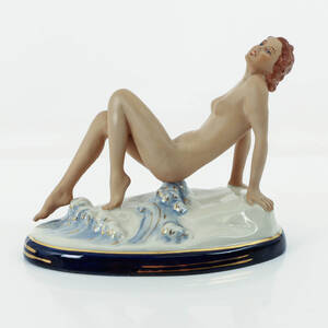 FIGURIN, Royal Dux, porslin, 1900-tal