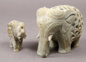 To elefanter, udskåret soapstone 2