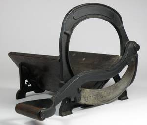 Brotschneidemaschine, 19. Jh.