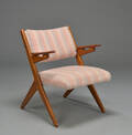 Dansk møbeldesign, lænestol af teak og eg Denne vare er sat til omsalg under nyt varenummer 4318483