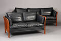 Mogens Hansen. to og tre pers. sofa, af massivt kirsebærtræ 2 