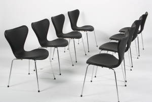 Arne Jacobsen 1901 - 1971. Sæt på otte syver stole, model 3107. Nypolstrede 8