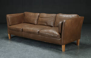 Tre-pers. sofa, læder, dansk møbelproducent