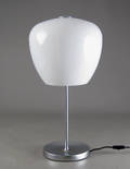 Hans Sandgren Jakobsen. Bordlampe, model Helium