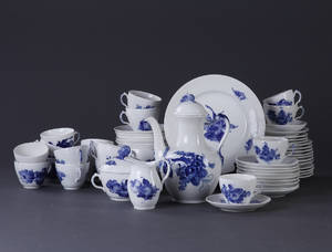 Blå Blomst Flettet service, porelæn, Kgl.P. Variable sort. 63