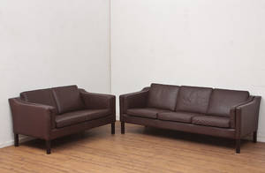 Dansk møbelproducent. 2 og 3-personers sofa, læder 2
