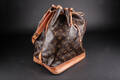 Louis Vuitton. Skuldertaske. Monogram canvas. Model Noé. 