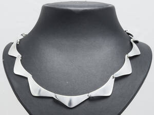 Randers Sølv, halskæde med trekantede led, sterling sølv