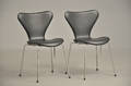 Arne Jacobsen 1902-1971 Par syverstole model 3107 2