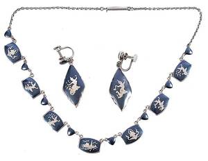 HALSBAND SAMT ÖRHÄNGEN, sterlingsilver, Asien.