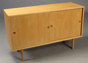 Børge Mogensen. Lav skænk, egetræ