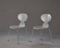  Arne Jacobsen. To Myrestole, model 3101 2 