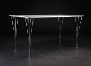 Piet Hein  Bruno Mathsson. Rektangulært bord med plade af hvid laminat.