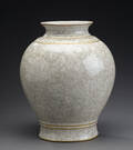 Royal Copenhagen. Stor krakelé-vase af porcelæn
