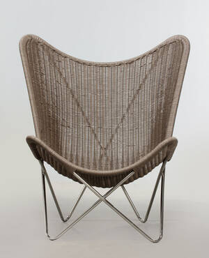 Knud Vinther. Batchair. Lænestol af nougatfarvet rattan