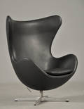 Arne Jacobsen 1902-1971. Hvilestol, Ægget model 3317