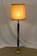 GOLVLAMPA LÄDER O MÄSSING H 151 CM