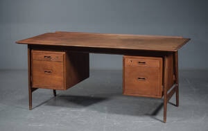 Skrivebord af teak, 19501960erne