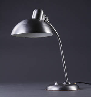 Christian Dell 1893-1974. Kaiser bordlampe