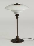 Poul Henningsen. PH Bordlampe, model TrePH, jubilæumsmodel