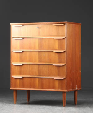 Kommode af teak, 1950erne, dansk møbelproducent