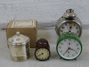 Väckarklockor mm. A183
