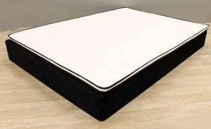 Svensktillverkad säng, med lyxpocket överkärna, 160x200.