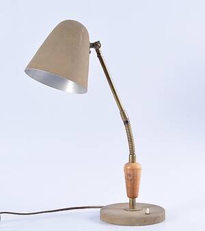 INDUSTRILAMPA,1900-talets mitt.