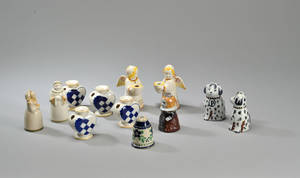 Kgl. Porcelæn samt Aluminia. Samling fajance 12