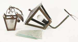 Fasadlampa samt taklampa