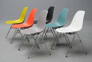 Charles Eames. Et sæt på seks skalstole, model DSS 6 
