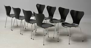 Arne Jacobsen. Otte Syver-stole, Model 3107. sort - nylakeret 8 