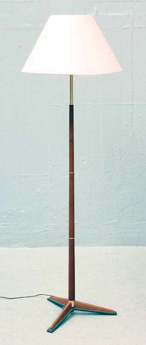 Golvlampa, 1950-tal Denna vara har satts till omförsäljning under nytt varunummer4324181