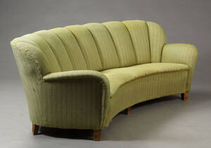 Dansk møbelproducent. Stor banansofa, 194050erne