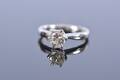 ENSTENSRING, diamant 1,02ct, vitguld 18K.