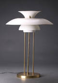 Poul Henningsen. Bordlampe model PH5