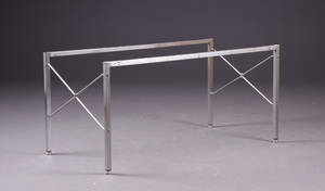 Hans J. Wegner 1914-2007. Stel af stål til skrivebordarbejdsbord